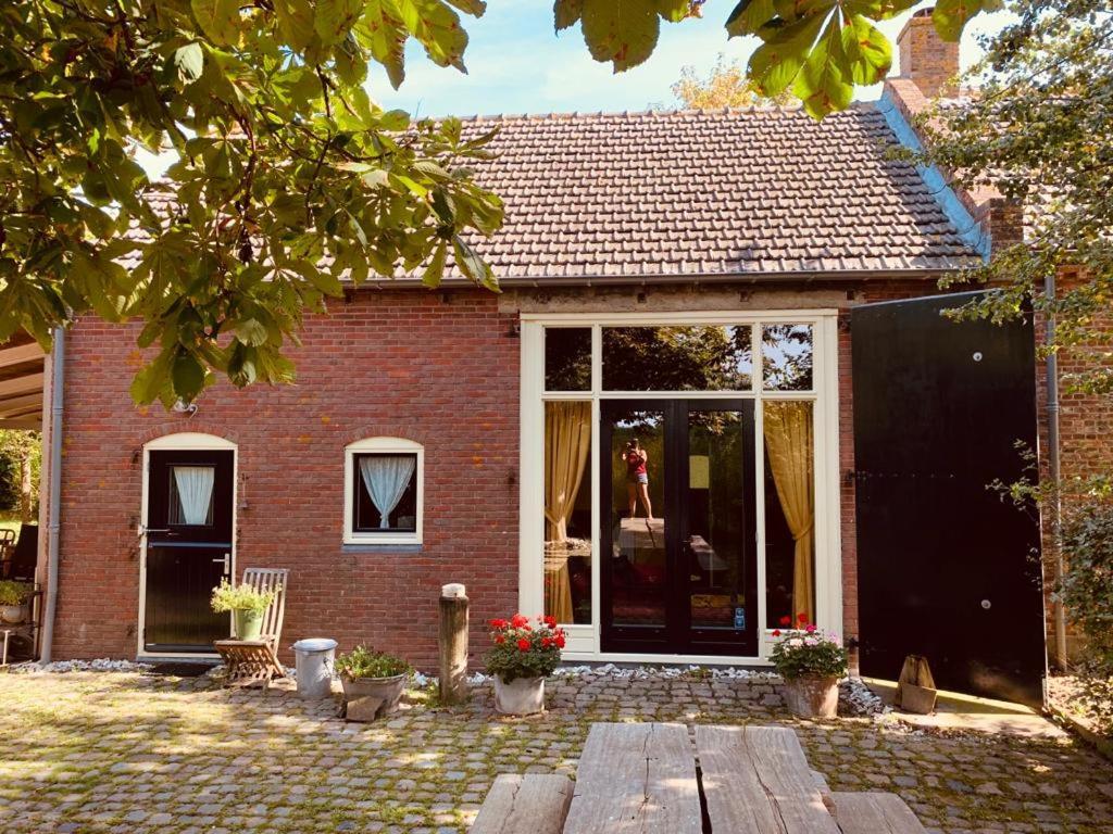 Logeren Op De Thoolse Parel Vakantiehuis Stavenisse 외부 사진